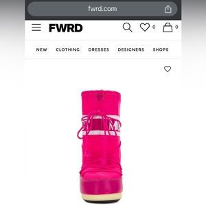 Barbie Pink Moon Boots Size 39/41 worn 3 times